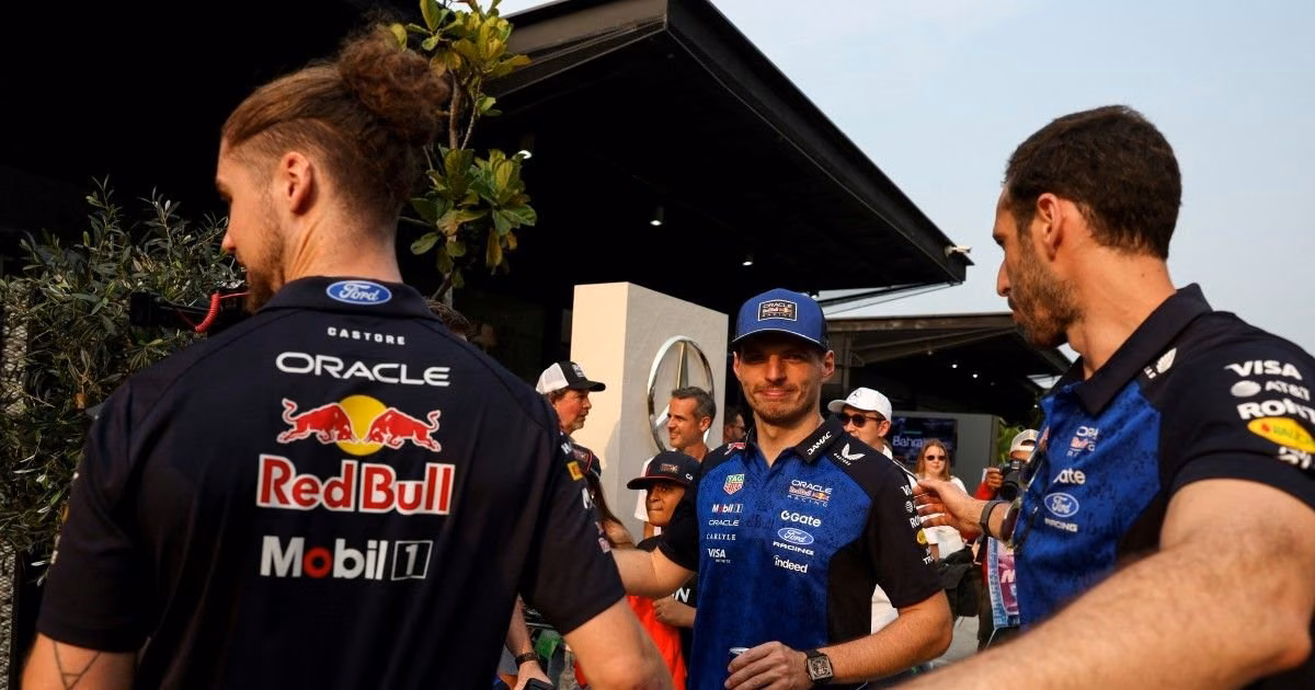 Verstappen takes pole in Malaysia and breaks Mercedes' dominance